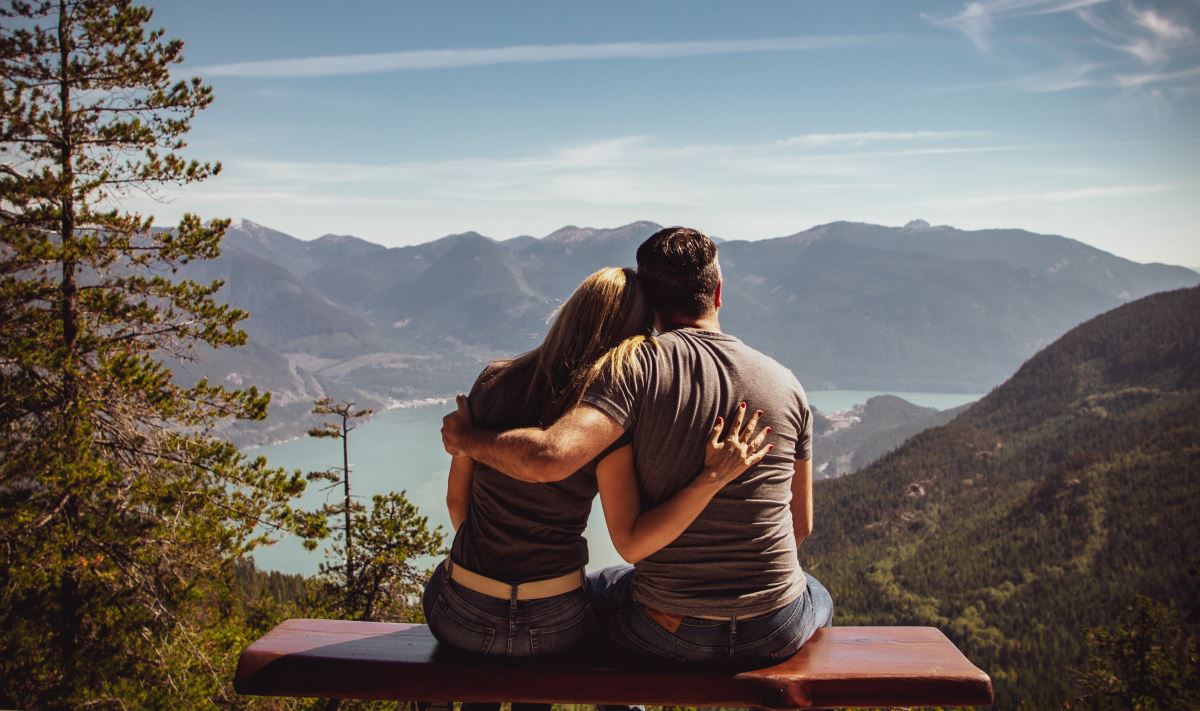 Faut-il se fier aux avis sur les sites de rencontres